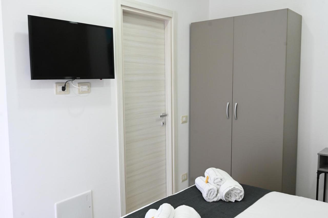 Solymar B&B Napels Buitenkant foto
