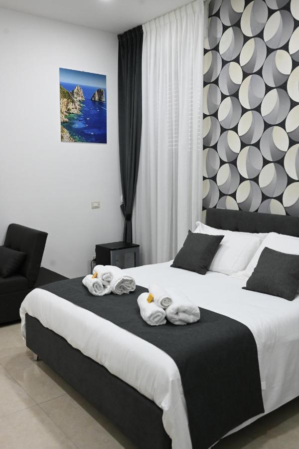 Solymar B&B Napels Buitenkant foto