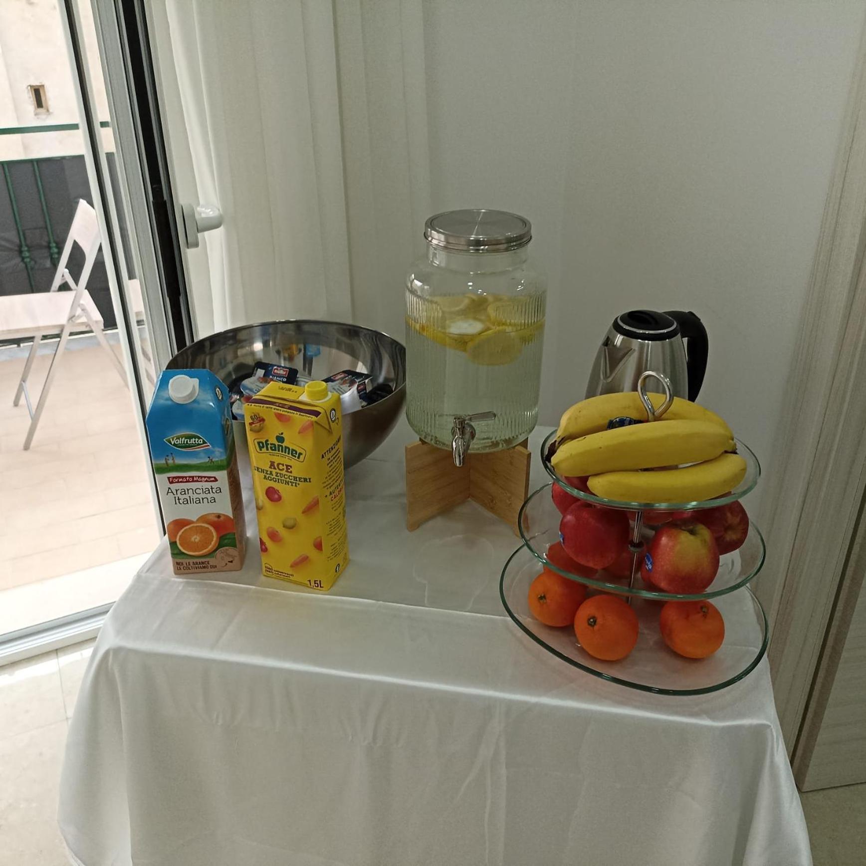 Solymar B&B Napels Buitenkant foto