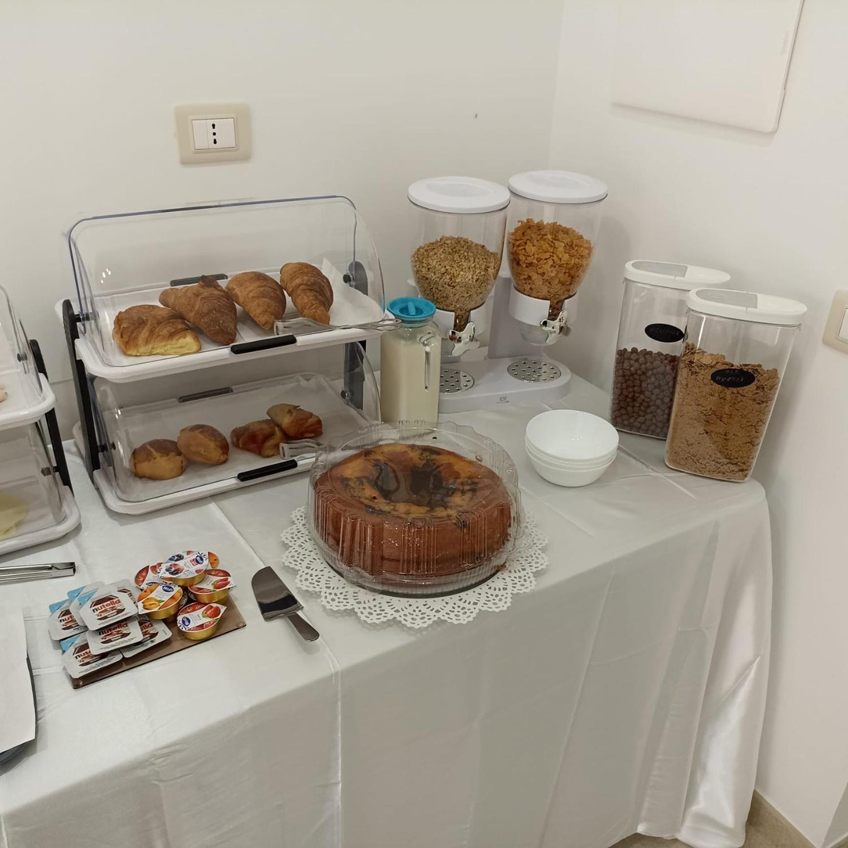 Solymar B&B Napels Buitenkant foto